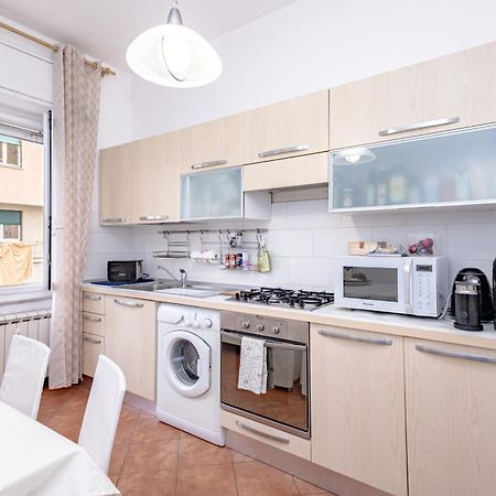 Dolce Casa Di Sve Vicino La Stazione Lejlighed Genova Eksteriør billede